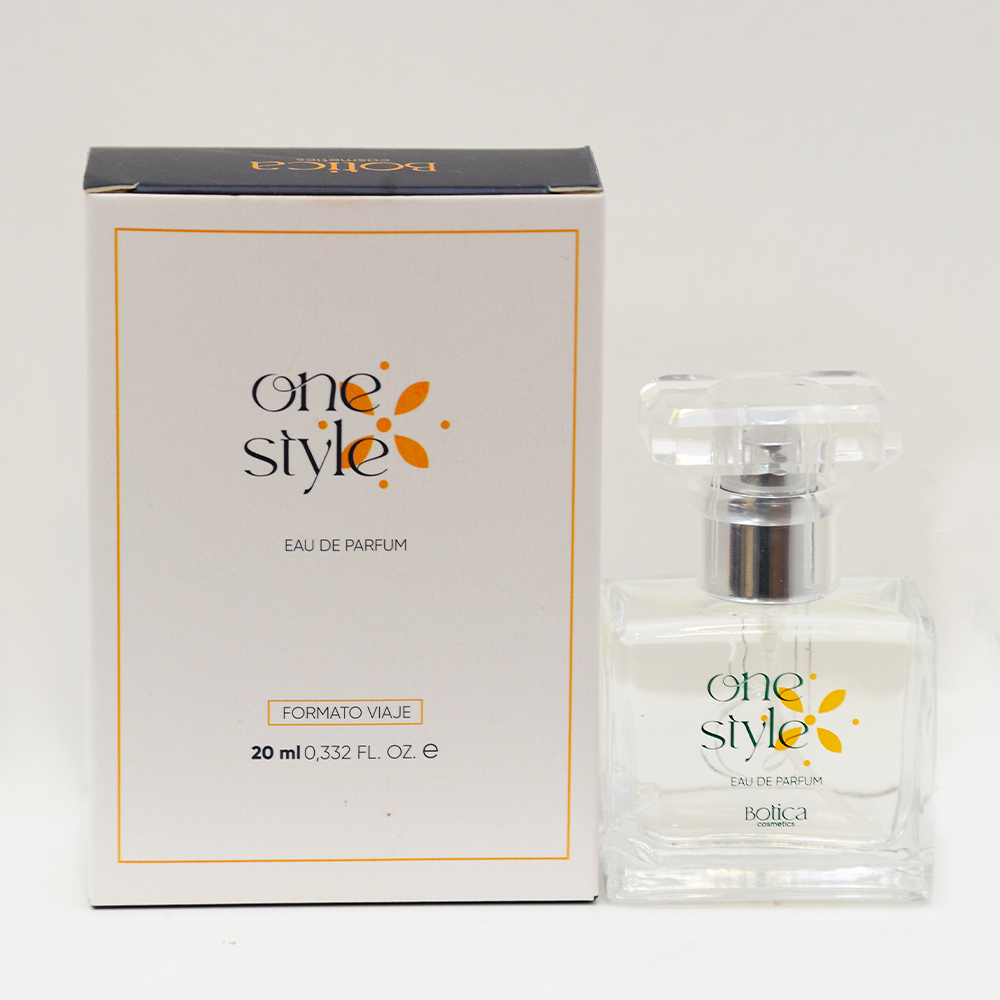One Style Eau de Parfum 20 ml, la fragancia unisex de venta exclusiva en farmacia.